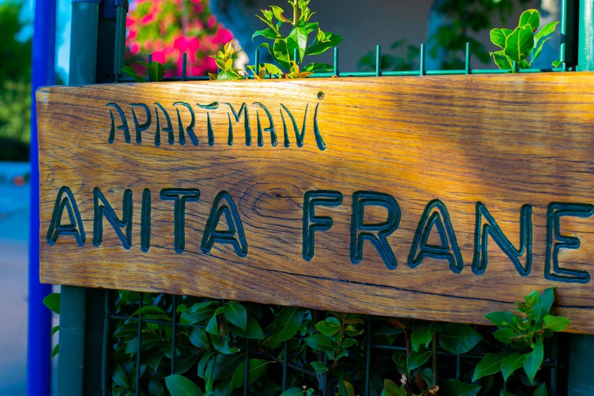 Apartments Anita Frane Vodice Eksteriør billede