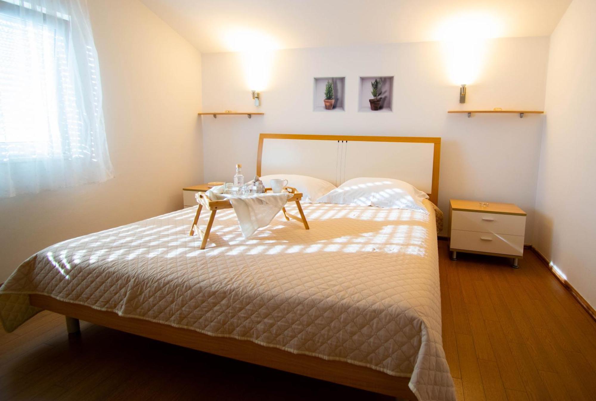 Apartments Anita Frane Vodice Eksteriør billede